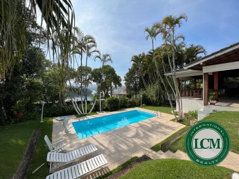 Casa em porto de Ibiúna