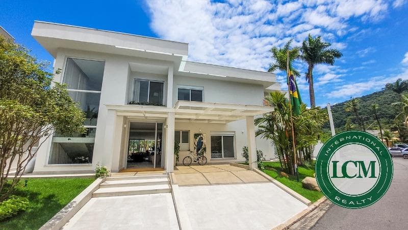Maravilhosa Casa com 7 Suítes