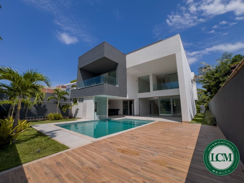 Casa à venda na Barra da Tijuca