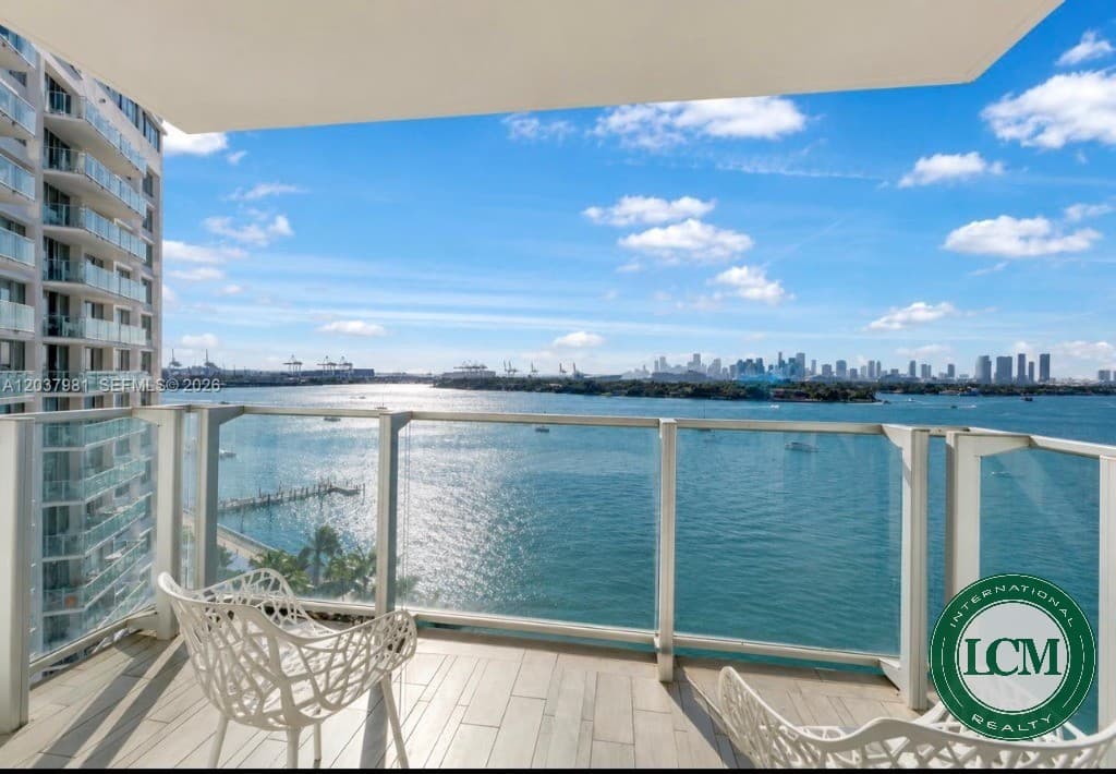Studio frente mar à venda em Miami Beach